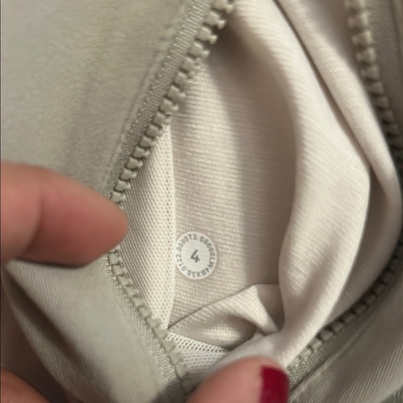 LULULEMON jacket - Picture 3 of 5
